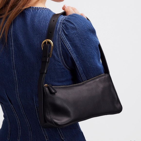 Madewell The Sculptural-Buckle Shoulder Bag NWT - Picture 1 of 9